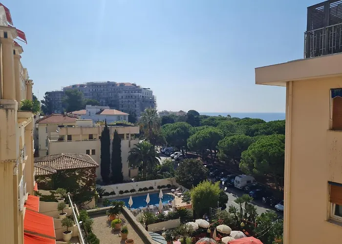 T3 Le President Proche Pinede Appartement *